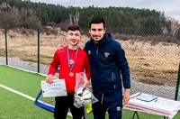 Пернишки треньор пое Костинброд