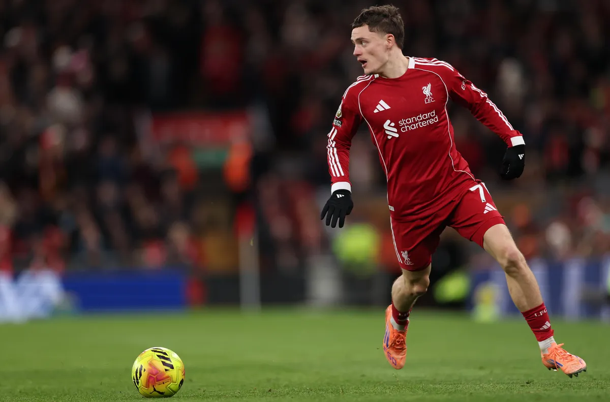 Легендата смята че на халфа му предстои още работа за