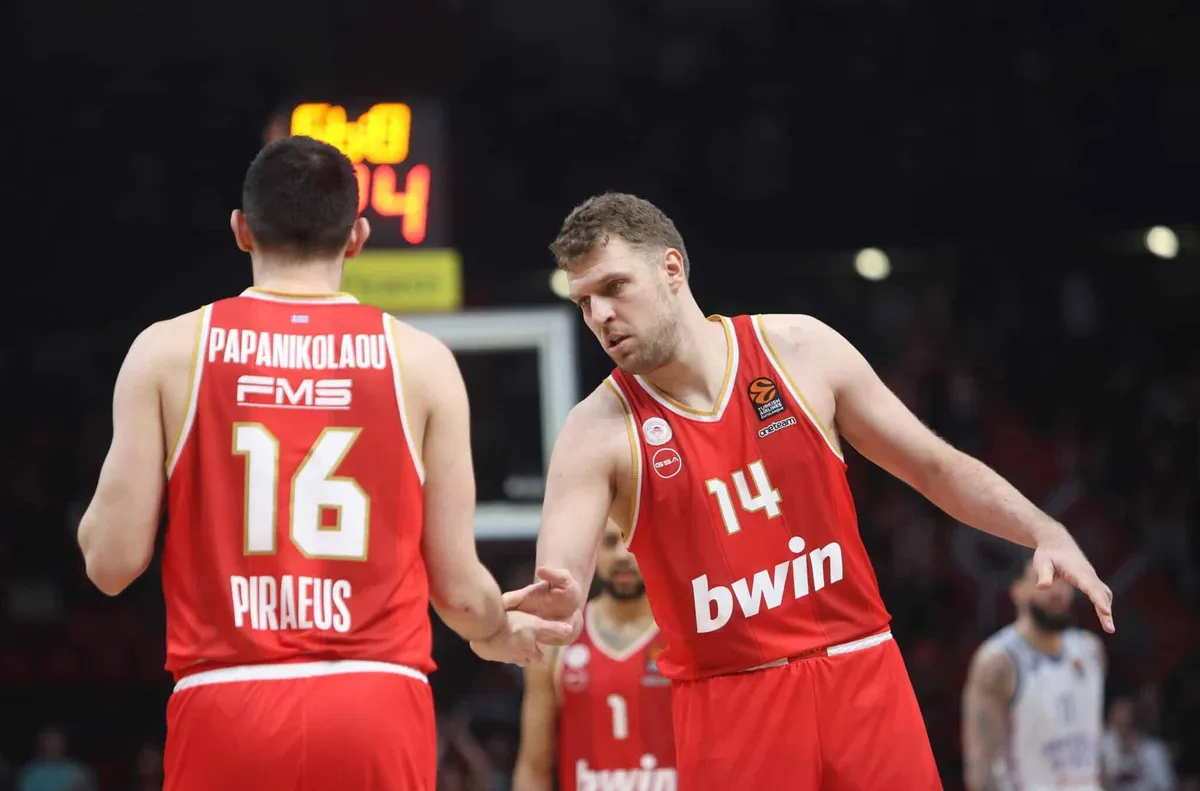 Везенков получи поредно признание в Евролигата
