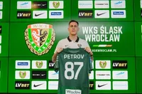 Наш национал сменя Полша с Унгария