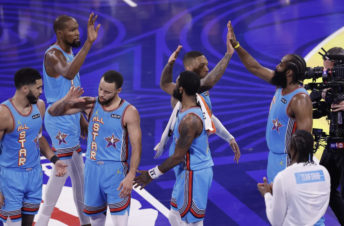"Гангстерите" на Шак спечелиха NBA All-Star мача в Сан Франциско (ВИДЕО)