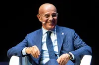 78-годишният Ариго Саки иска отново да работи като треньор