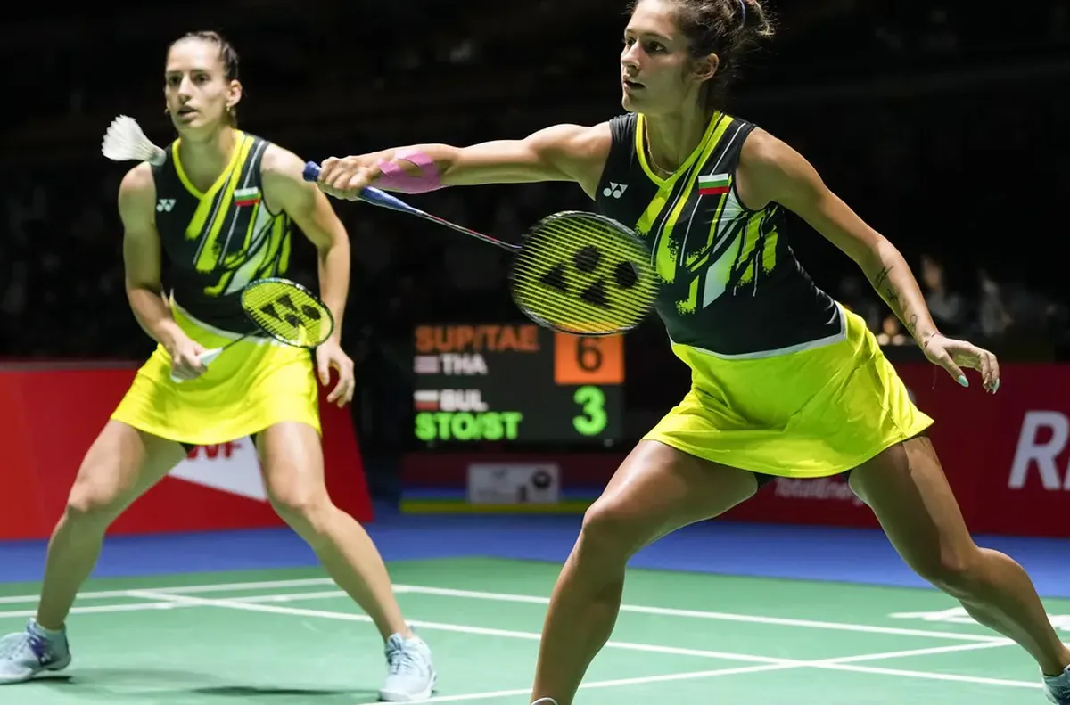 Сестри Стоеви играят на "World Tour Super 1000" в Бирмингам