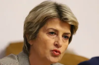 Президентът на МОК Томас Бах поздрави Весела Лечева