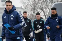 "Сините" ще тренират по веднъж на ден до сблъсъка с Ботев (Пловдив)