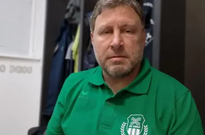 Хебър бие шута на Велислав Вуцов