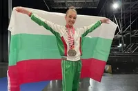 Скандалната Елвира Краснобаева игра в Москва под българския флаг