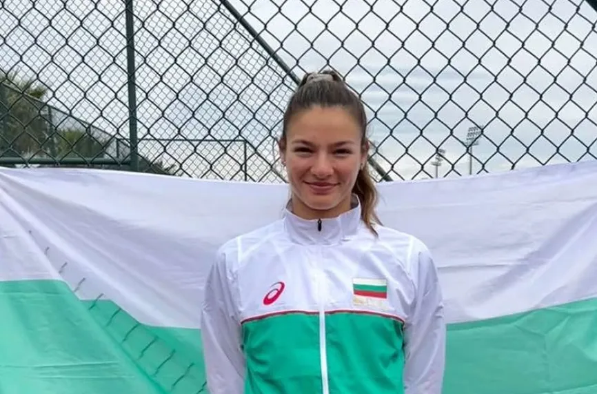 Каратанчева с победа на старта на турнир в САЩ