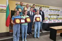БФ Бадминтон раздаде награди
