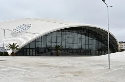 До месец сертифицират пистата за лека атлетика в „Арена Бургас“