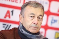 Пламен Марков защити Томаш и нападна футболистите на ЦСКА