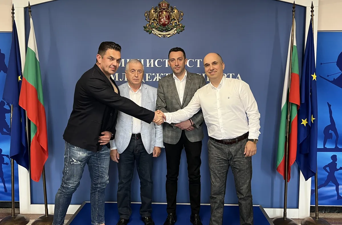 Втори спорт се обедини благодарение на министър Пешев