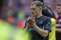 Гари Невил останал шокиран от офертата на Ливърпул за Виртц
