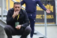 Керкез вече е в София, представят го в 16 часа