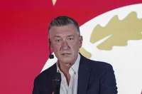 Шефът на ЦСКА ще учи "Спортен мениджмънт" в Барселона