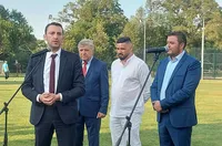 Министър Пешев откри спортен комплекс в Крумово