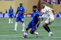 Челси започна на Световното клубно с лесно 2:0 над Лос Анджелис