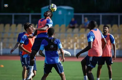 Келиан ван дер Каап тренира с Левски