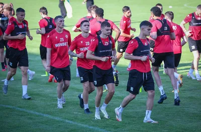 Нов в ЦСКА гледа последната тренировка в София