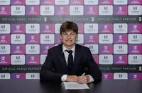 Синът на Петър Чех подписа с Фулъм