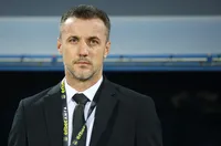 Удар по Локо Сф, ас със счупена ръка