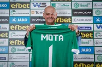 Руи Мота прави промени за реванша с Динамо Минск