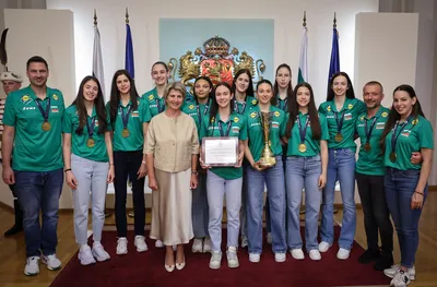 Весела Лечева: Момичета, вие сте гордост