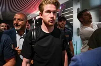 Наполи прави исторически компромис за Де Бройне