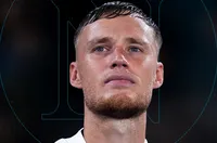 Наполи представи защитник на Болоня