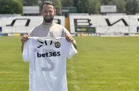 Славия представи Диего Фераресо