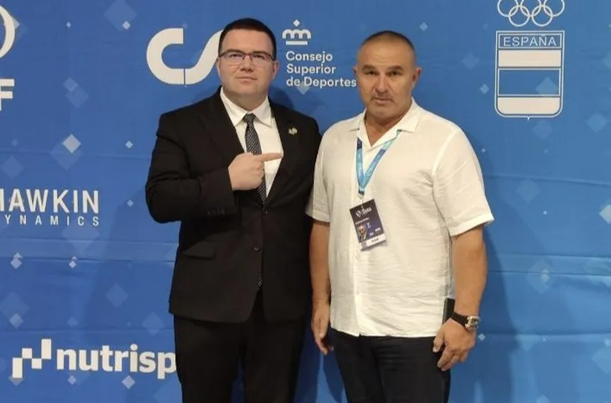 Стефан Ботев влезе в борда на Европейската федерация по щанги