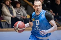 Академик Пловдив привлече Асен Великов