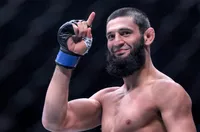 Хамзат Чимаев не се “претоварва” преди UFC 319