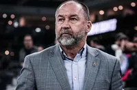 Коринтианс изгони президента си, чака го дело за кражба и пране на пари