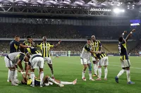 Фенербахче със знаменит обрат, отнесе Фейенорд с 5:2 и го елиминира от ШЛ (ВИДЕО)
