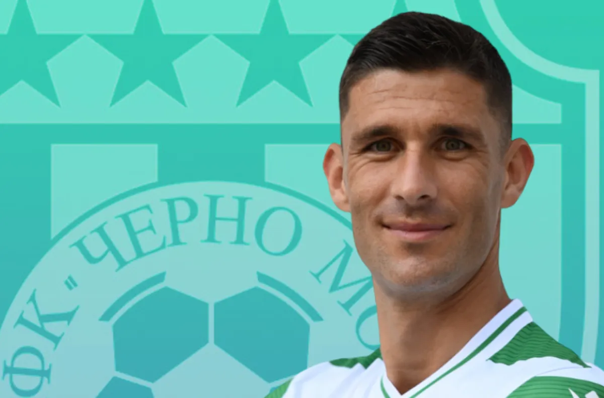 Играч на Черно море прояви героизъм в дербито