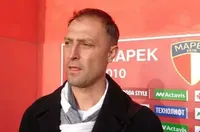 Марек има нов шеф