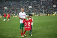 Стоичков пак слага бутонките, излиза на "Луж"