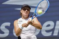 Швьонтек с летящ старт на US Open