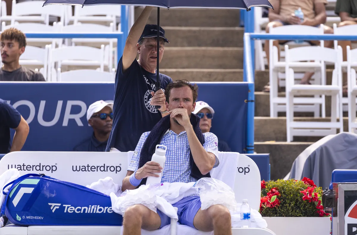 Солена глоба за Медведев след скандала му на US Open