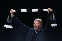 Шиърър с остър коментар за трансфера на Исак