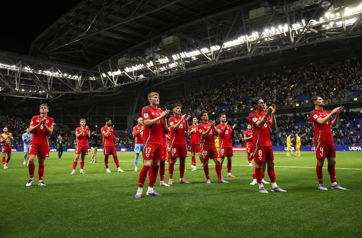 Гостите стигнаха до успех с 1 0 Отборът на Уелс постигна