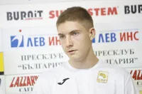 Семьон Болдирев дебютира с победа на Световното по бокс в Ливърпул