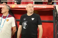 Казахстан иска Мъри Стоилов за селекционер
