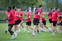 Всички футболисти вече са на разположение на Душан Керкез