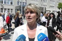 Весела Лечева гост на държавното първенство по ловна стрелба