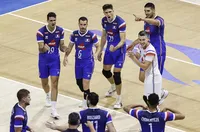 Франция и Италия с поражения на Световното по волейбол