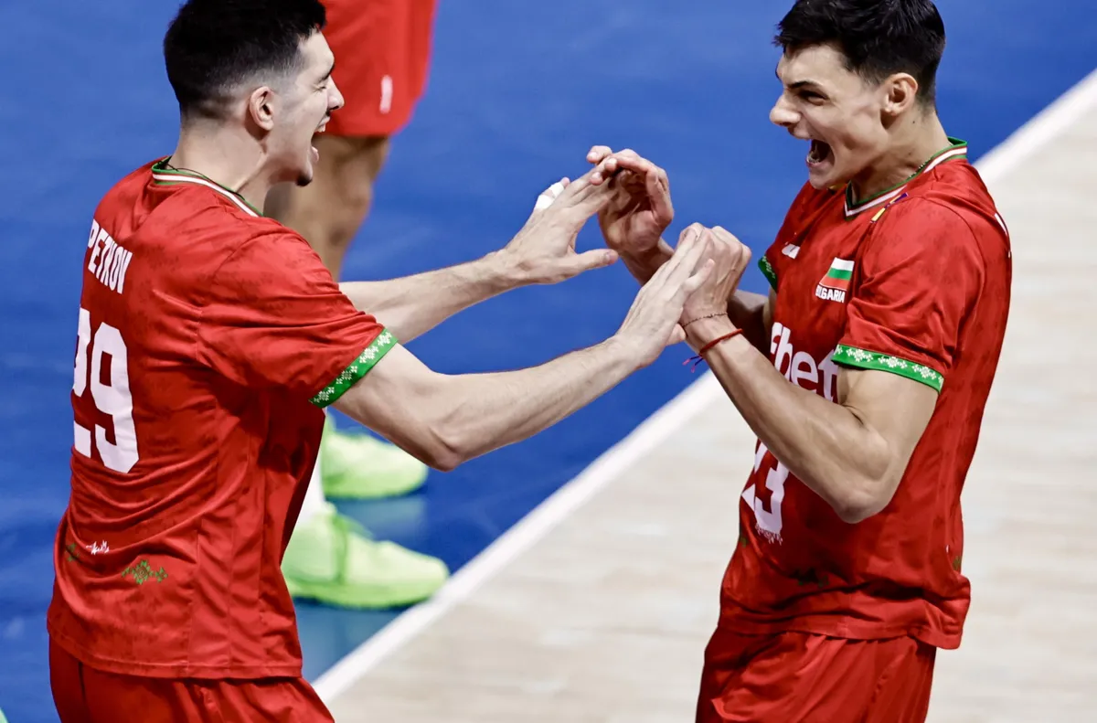 Националите ни по волейбол излизат в последната си среща от