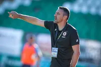 Фенове на ЦСКА причакали Керкез и отбора в Панчарево