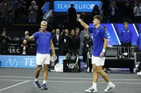 Алкарас блести на двойки, Европа поведе с 3:1 за "Лейвър къп"